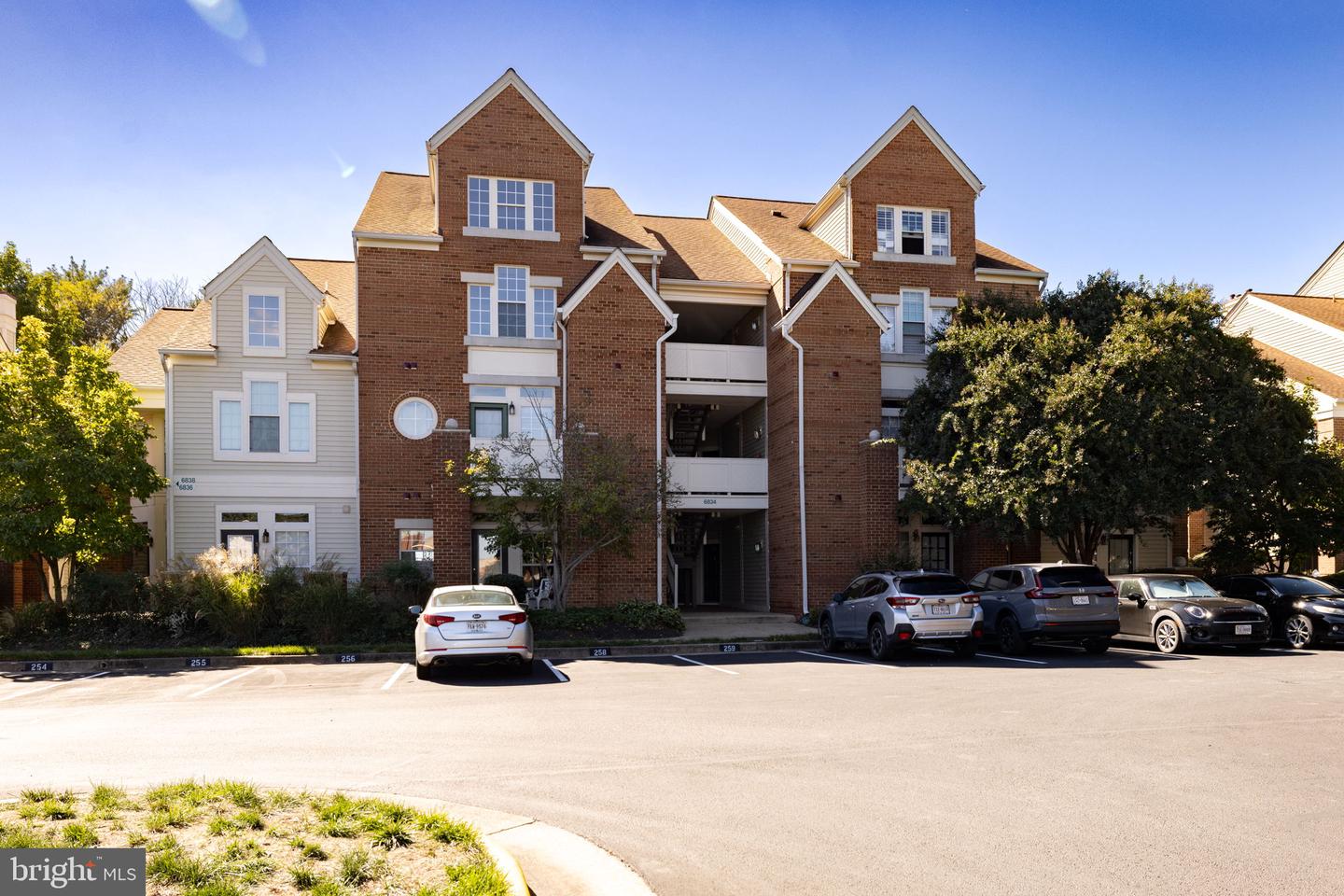 6834-F BRINDLE HEATH WAY #238, ALEXANDRIA, Virginia 22315, 2 Bedrooms Bedrooms, ,2 BathroomsBathrooms,Residential,For sale,6834-F BRINDLE HEATH WAY #238,VAFX2199346 MLS # VAFX2199346