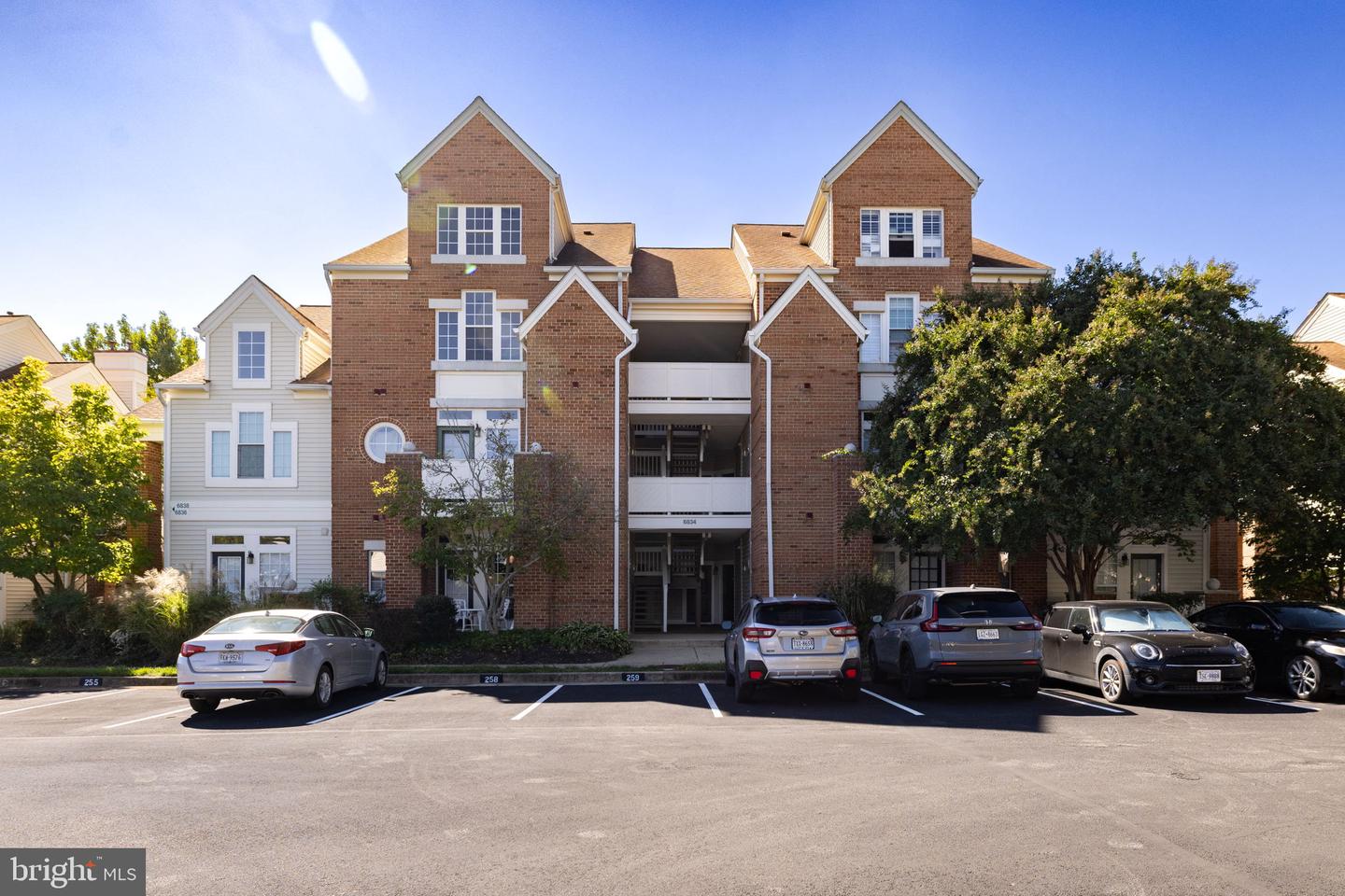 6834-F BRINDLE HEATH WAY #238, ALEXANDRIA, Virginia 22315, 2 Bedrooms Bedrooms, ,2 BathroomsBathrooms,Residential,For sale,6834-F BRINDLE HEATH WAY #238,VAFX2199346 MLS # VAFX2199346