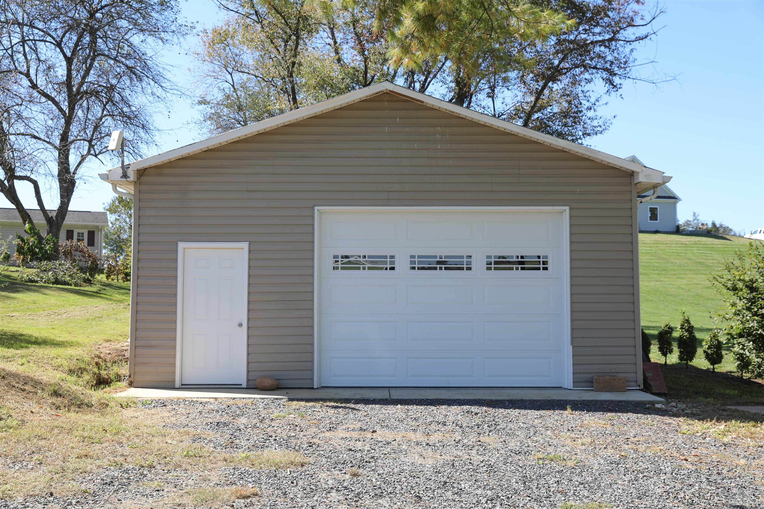 20 BUCKLAND DR, MOUNT SOLON, Virginia 22843, 3 Bedrooms Bedrooms, ,2 BathroomsBathrooms,Residential,20 BUCKLAND DR,657756 MLS # 657756