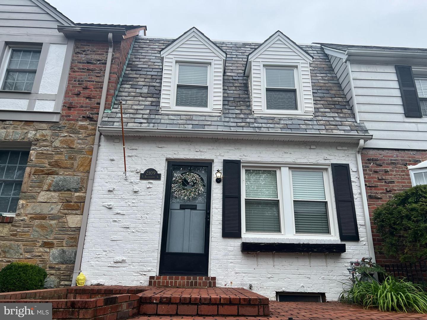 2109 N BRANDYWINE ST, ARLINGTON, Virginia 22207, 2 Bedrooms Bedrooms, ,2 BathroomsBathrooms,Residential,For sale,2109 N BRANDYWINE ST,VAAR2048202 MLS # VAAR2048202