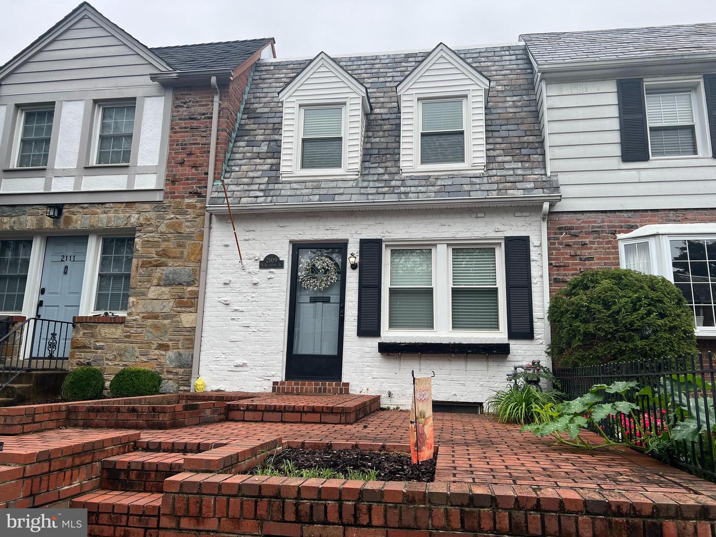 2109 N BRANDYWINE ST, ARLINGTON, Virginia 22207, 2 Bedrooms Bedrooms, ,2 BathroomsBathrooms,Residential,For sale,2109 N BRANDYWINE ST,VAAR2048202 MLS # VAAR2048202