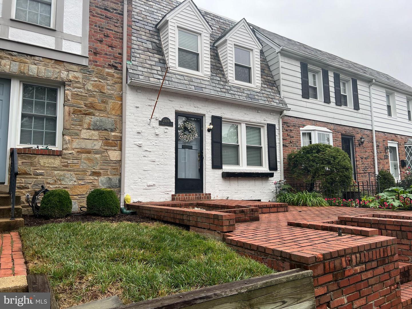 2109 N BRANDYWINE ST, ARLINGTON, Virginia 22207, 2 Bedrooms Bedrooms, ,2 BathroomsBathrooms,Residential,For sale,2109 N BRANDYWINE ST,VAAR2048202 MLS # VAAR2048202