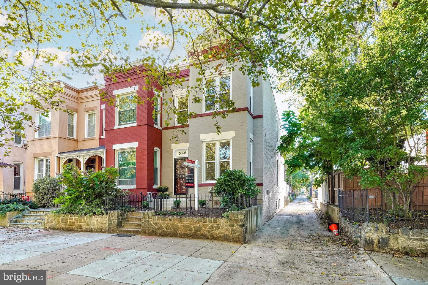 526 14TH ST NE, WASHINGTON, District Of Columbia 20002, 3 Bedrooms Bedrooms, ,1 BathroomBathrooms,Residential,For sale,526 14TH ST NE,DCDC2159634 MLS # DCDC2159634