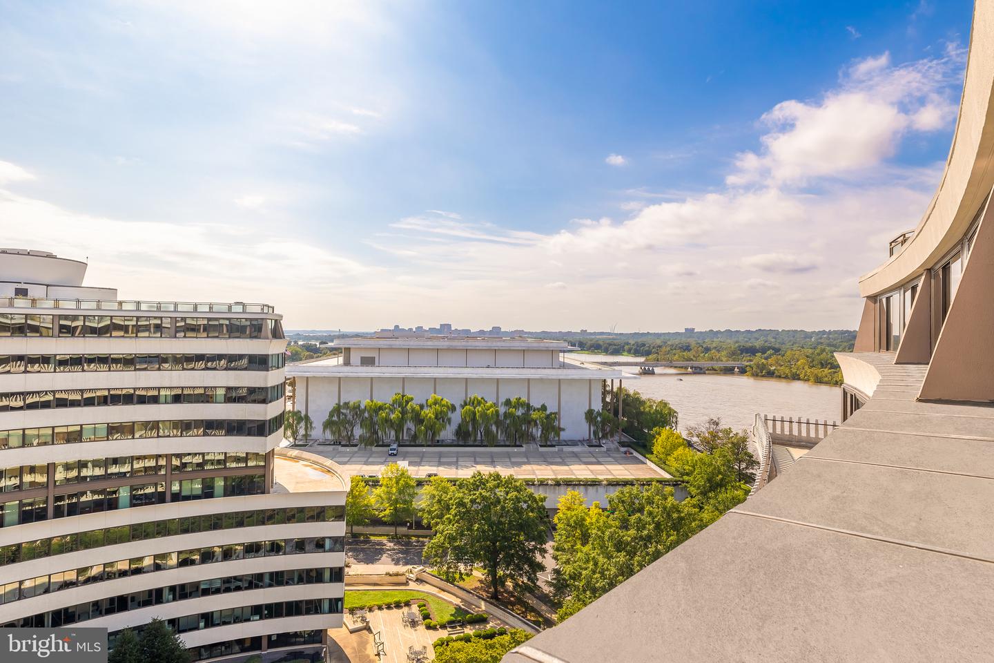 700 NEW HAMPSHIRE AVE. NW #1502/3, WASHINGTON, District Of Columbia 20037, 3 Bedrooms Bedrooms, ,3 BathroomsBathrooms,Residential,For sale,700 NEW HAMPSHIRE AVE. NW #1502/3,DCDC2161500 MLS # DCDC2161500