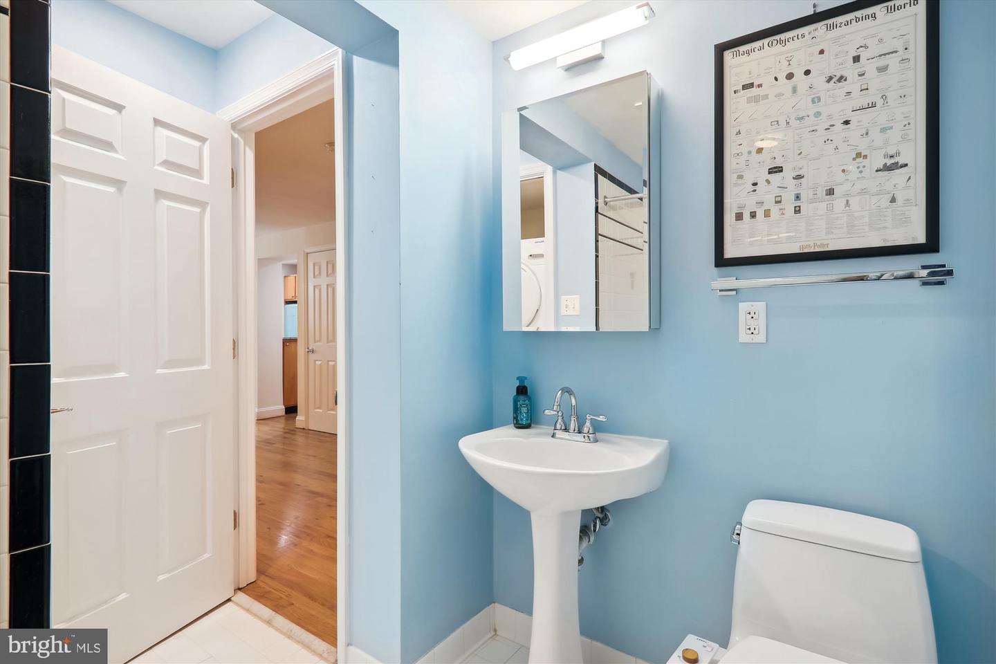 2801 CONNECTICUT AVE NW #15, WASHINGTON, District Of Columbia 20008, 2 Bedrooms Bedrooms, ,1 BathroomBathrooms,Residential,For sale,2801 CONNECTICUT AVE NW #15,DCDC2161772 MLS # DCDC2161772