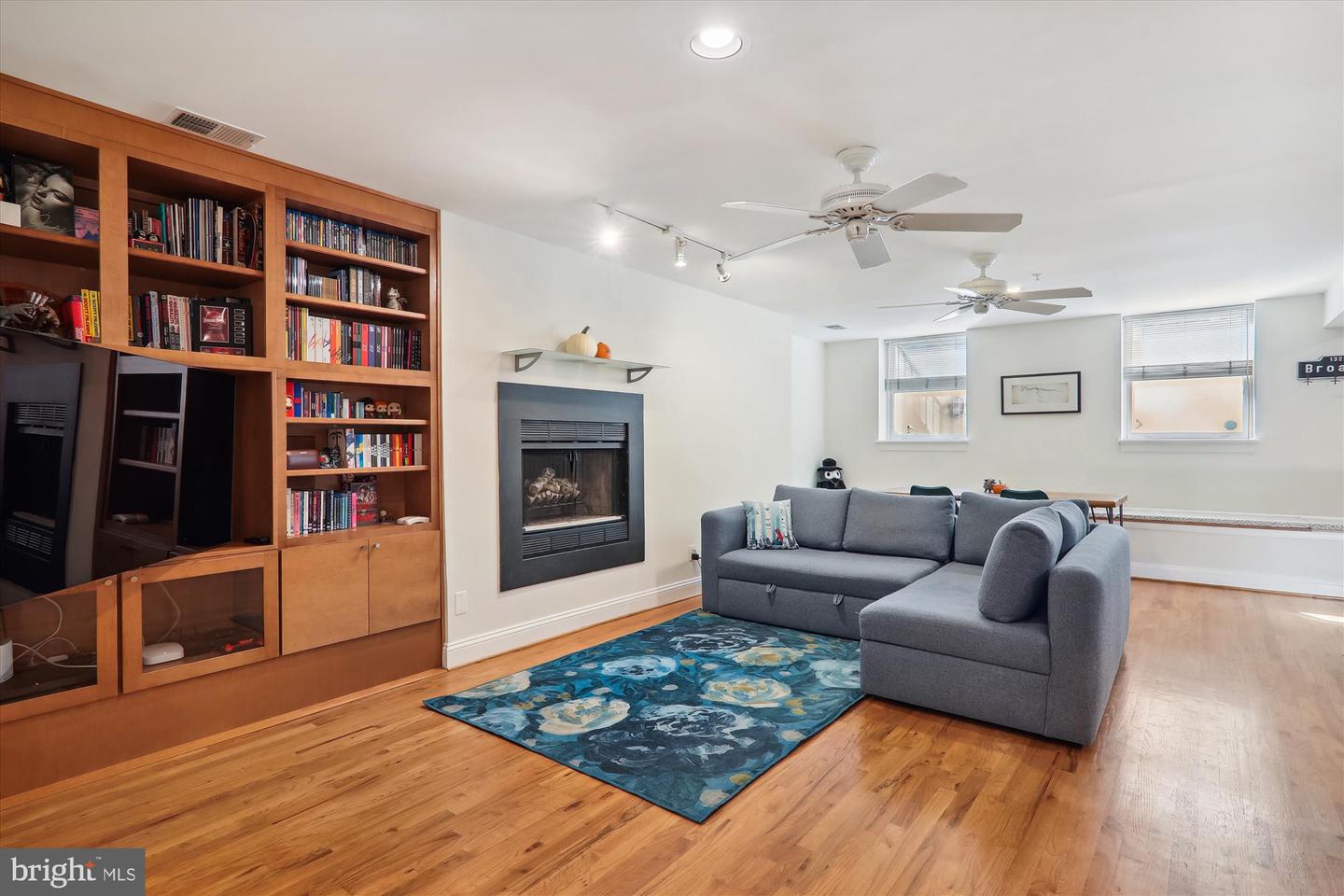 2801 CONNECTICUT AVE NW #15, WASHINGTON, District Of Columbia 20008, 2 Bedrooms Bedrooms, ,1 BathroomBathrooms,Residential,For sale,2801 CONNECTICUT AVE NW #15,DCDC2161772 MLS # DCDC2161772