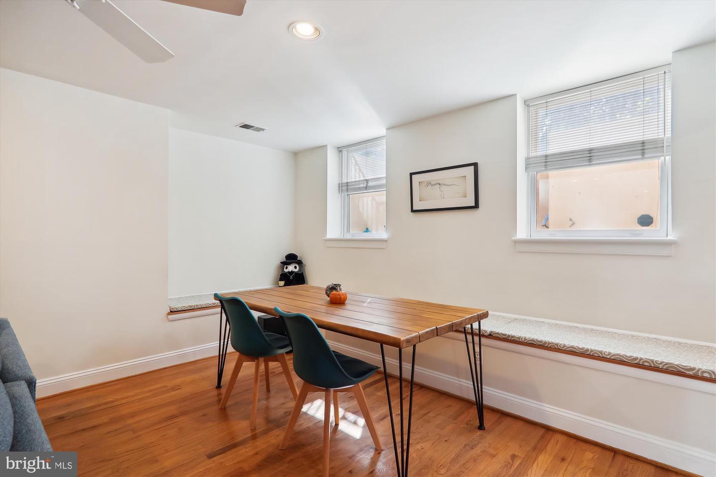 2801 CONNECTICUT AVE NW #15, WASHINGTON, District Of Columbia 20008, 2 Bedrooms Bedrooms, ,1 BathroomBathrooms,Residential,For sale,2801 CONNECTICUT AVE NW #15,DCDC2161772 MLS # DCDC2161772