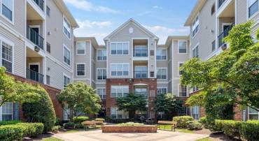 4862 EISENHOWER AVE #162, ALEXANDRIA, Virginia 22304, 1 Bedroom Bedrooms, ,1 BathroomBathrooms,Residential,For sale,4862 EISENHOWER AVE #162,VAAX2038542 MLS # VAAX2038542