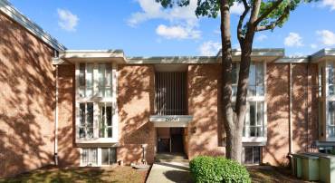 2606 INDIAN DR #2C, ALEXANDRIA, Virginia 22303, 2 Bedrooms Bedrooms, 3 Rooms Rooms,1 BathroomBathrooms,Residential,For sale,2606 INDIAN DR #2C,VAFX2204938 MLS # VAFX2204938