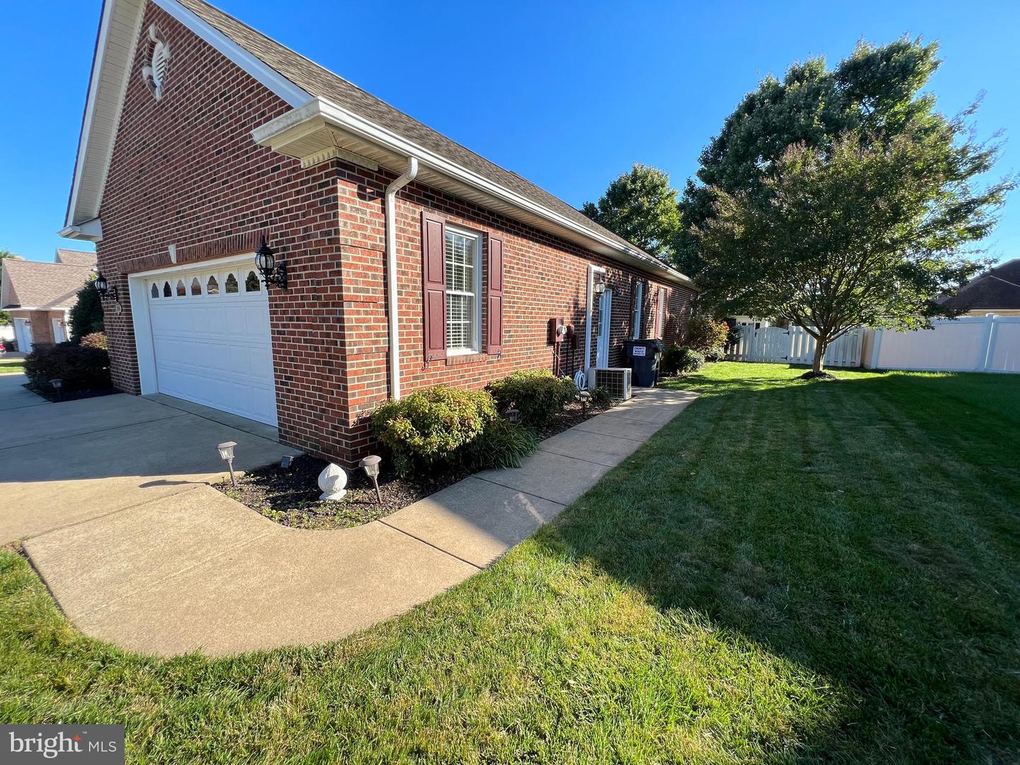 6904 GOVERNORS GRANT LN, FREDERICKSBURG, Virginia 22407, 4 Bedrooms Bedrooms, ,3 BathroomsBathrooms,Residential,For sale,6904 GOVERNORS GRANT LN,VASP2028408 MLS # VASP2028408