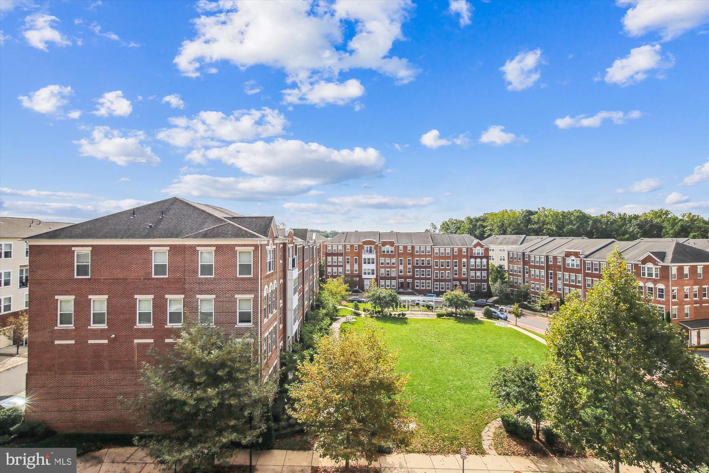 9500 SPRAGUE AVE #407, FAIRFAX, Virginia 22031, 3 Bedrooms Bedrooms, ,2 BathroomsBathrooms,Residential,For sale,9500 SPRAGUE AVE #407,VAFX2205392 MLS # VAFX2205392