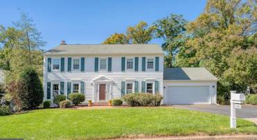 12526 LIEUTENANT NICHOLS RD, FAIRFAX, Virginia 22033, 4 Bedrooms Bedrooms, ,3 BathroomsBathrooms,Residential,For sale,12526 LIEUTENANT NICHOLS RD,VAFX2205408 MLS # VAFX2205408