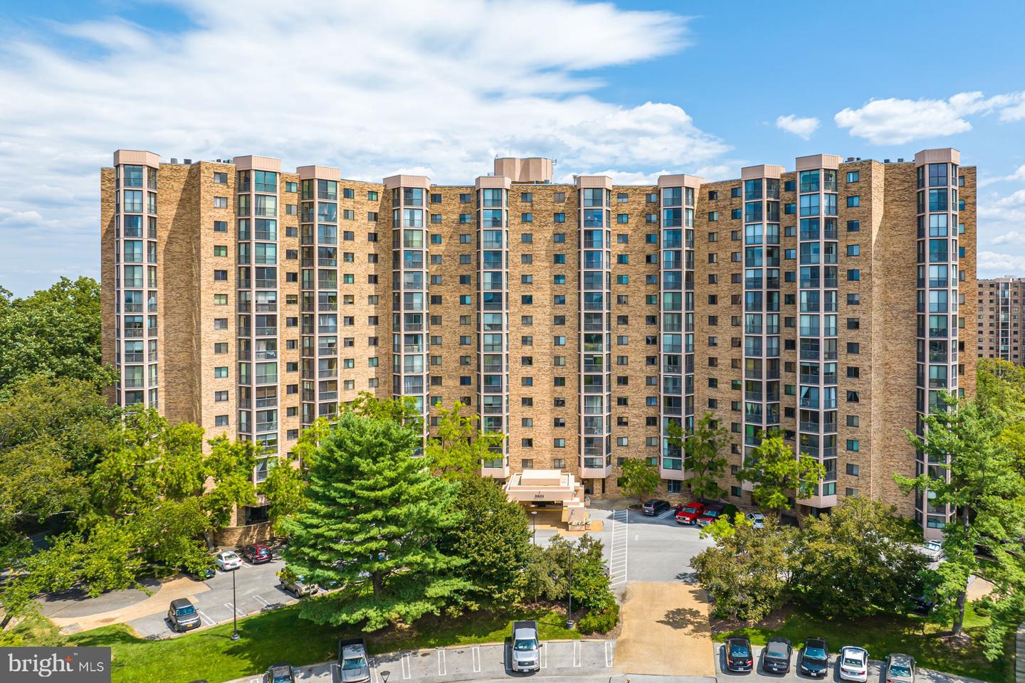 5903 MOUNT EAGLE DR #111, ALEXANDRIA, Virginia 22303, 1 Bedroom Bedrooms, ,1 BathroomBathrooms,Residential,For sale,5903 MOUNT EAGLE DR #111,VAFX2205854 MLS # VAFX2205854