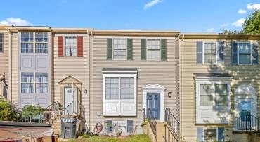 1981 DARLINGTON LOOP, WOODBRIDGE, Virginia 22191, 4 Bedrooms Bedrooms, ,2 BathroomsBathrooms,Residential,For sale,1981 DARLINGTON LOOP,VAPW2081246 MLS # VAPW2081246