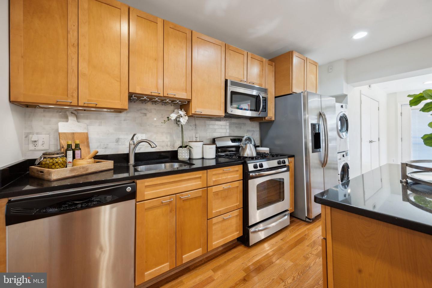 1706 WEST VIRGINIA AVE NE #4, WASHINGTON, District Of Columbia 20002, 1 Bedroom Bedrooms, ,1 BathroomBathrooms,Residential,For sale,1706 WEST VIRGINIA AVE NE #4,DCDC2163960 MLS # DCDC2163960