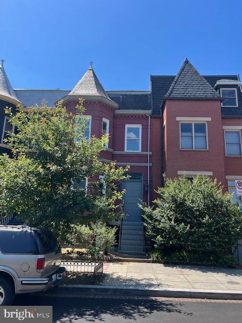 224 N N ST NW, WASHINGTON, District Of Columbia 20001, 4 Bedrooms Bedrooms, ,1 BathroomBathrooms,Residential,For sale,224 N N ST NW,DCDC2145522 MLS # DCDC2145522