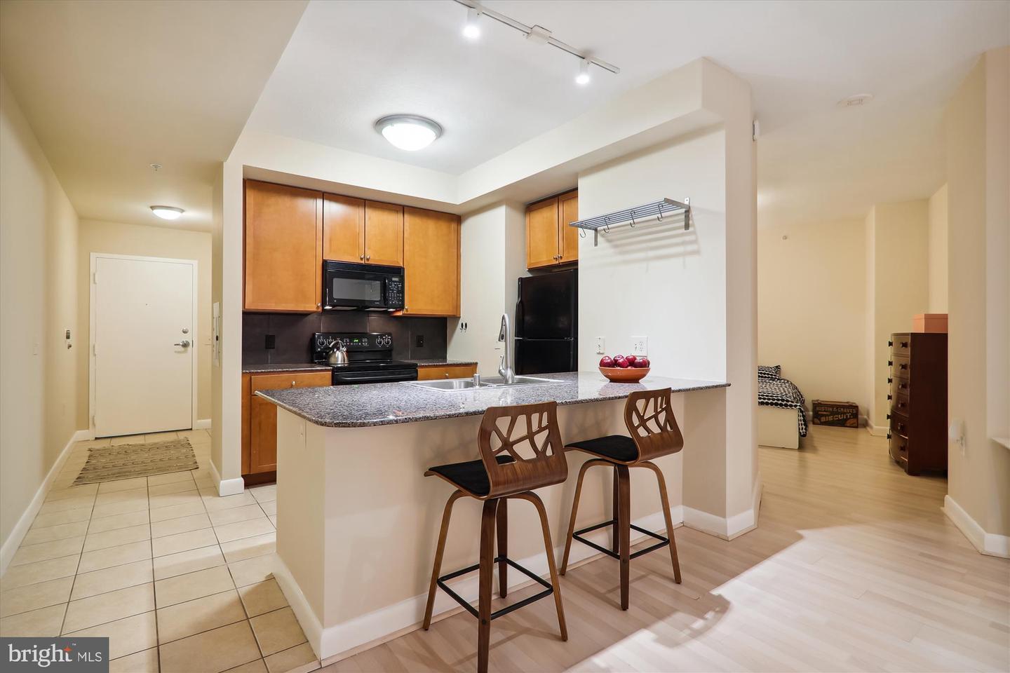 400 MASSACHUSETTS AVE NW #610, WASHINGTON, District Of Columbia 20001, 1 Bedroom Bedrooms, ,1 BathroomBathrooms,Residential,For sale,400 MASSACHUSETTS AVE NW #610,DCDC2161722 MLS # DCDC2161722