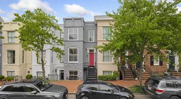 1506 33RD ST NW, WASHINGTON, District Of Columbia 20007, 3 Bedrooms Bedrooms, ,2 BathroomsBathrooms,Residential,For sale,1506 33RD ST NW,DCDC2163296 MLS # DCDC2163296