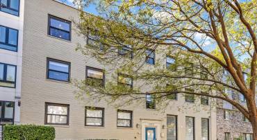 1323 K ST SE #204, WASHINGTON, District Of Columbia 20003, 2 Bedrooms Bedrooms, ,2 BathroomsBathrooms,Residential,For sale,1323 K ST SE #204,DCDC2163430 MLS # DCDC2163430