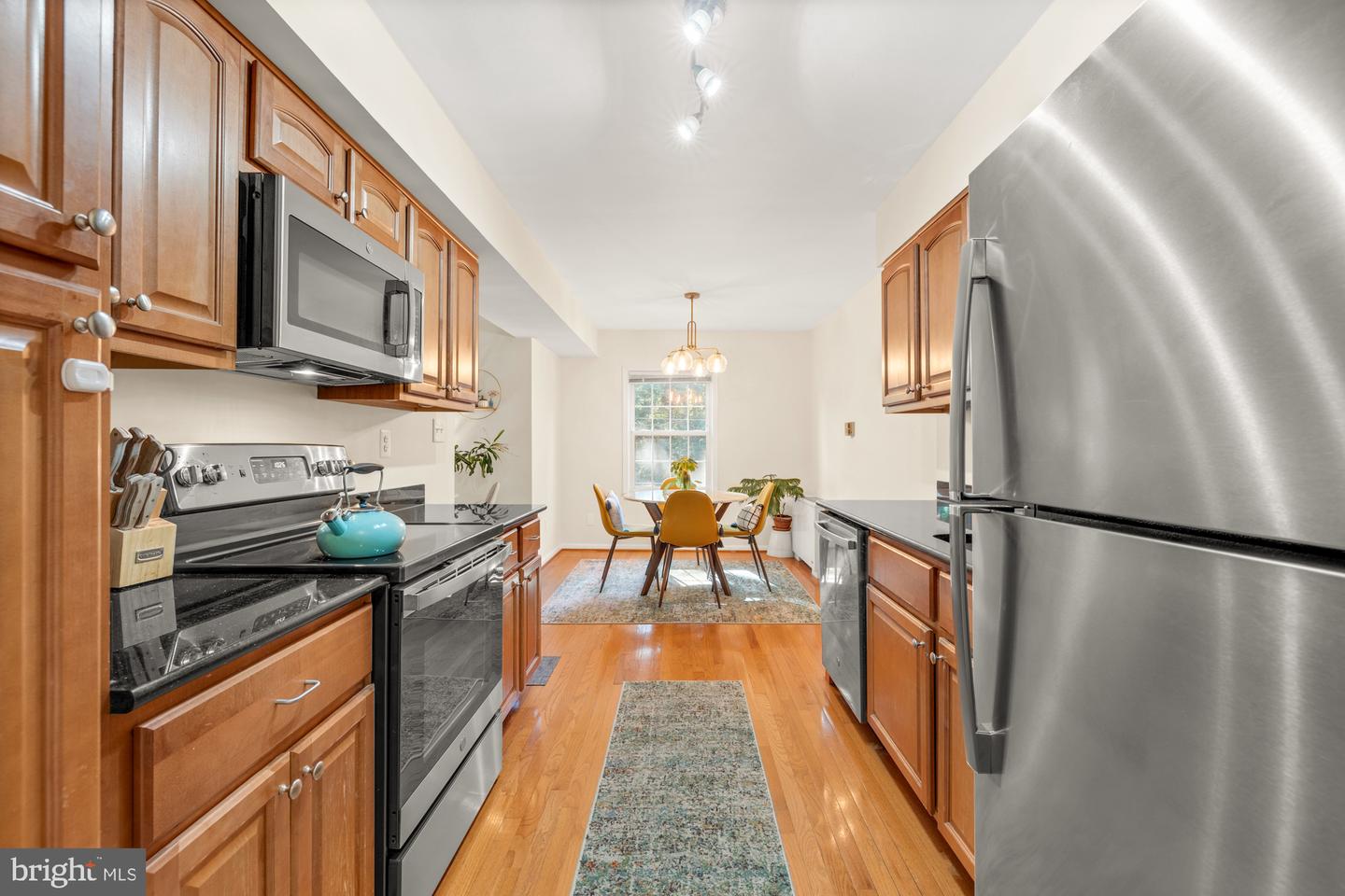 3336 SPRING LN #A-32, FALLS CHURCH, Virginia 22041, 2 Bedrooms Bedrooms, ,1 BathroomBathrooms,Residential,For sale,3336 SPRING LN #A-32,VAFX2205730 MLS # VAFX2205730