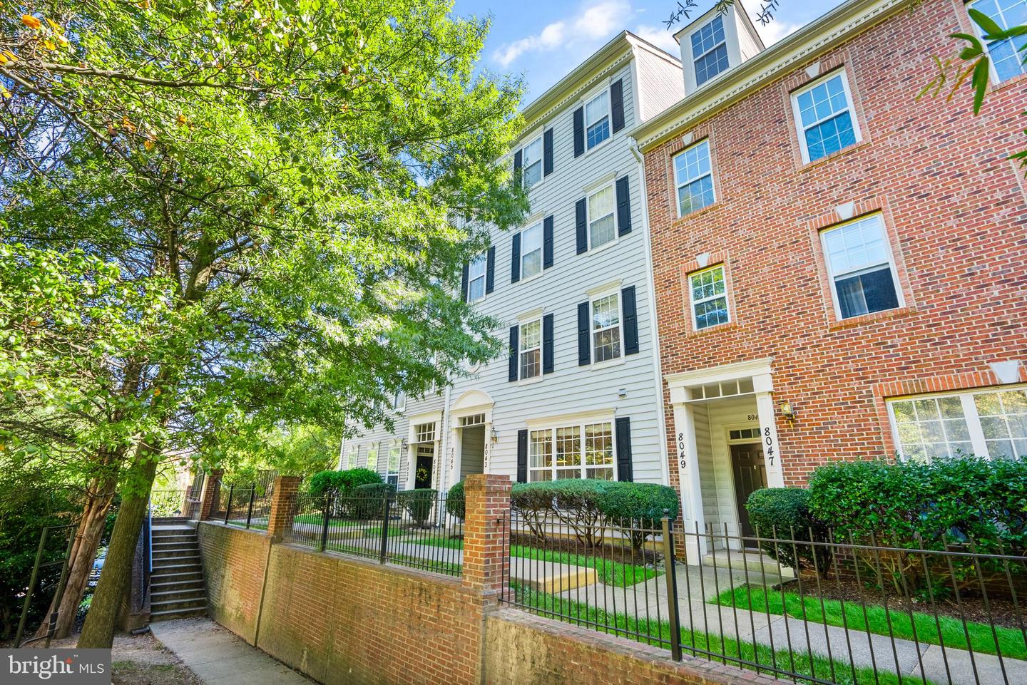 8043 GATEHOUSE RD #14, FALLS CHURCH, Virginia 22042, 3 Bedrooms Bedrooms, 9 Rooms Rooms,2 BathroomsBathrooms,Residential,For sale,8043 GATEHOUSE RD #14,VAFX2205794 MLS # VAFX2205794