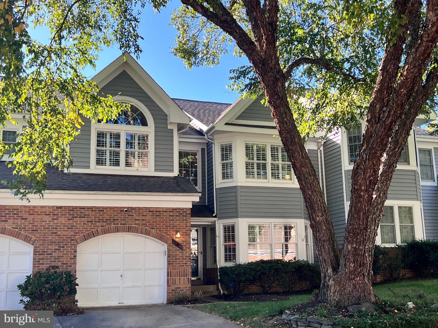 1214 WOODBROOK CT, RESTON, Virginia 20194, 3 Bedrooms Bedrooms, 9 Rooms Rooms,3 BathroomsBathrooms,Residential,For sale,1214 WOODBROOK CT,VAFX2205816 MLS # VAFX2205816