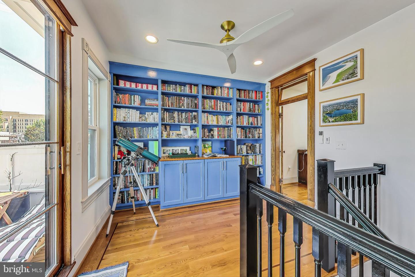 906 8TH ST NE, WASHINGTON, District Of Columbia 20002, 4 Bedrooms Bedrooms, ,3 BathroomsBathrooms,Residential,For sale,906 8TH ST NE,DCDC2163788 MLS # DCDC2163788