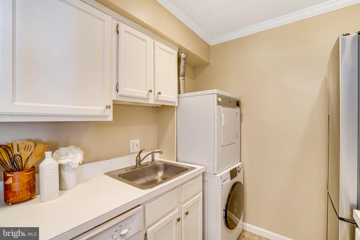 1132 S WASHINGTON ST #204, FALLS CHURCH, Virginia 22046, 1 Bedroom Bedrooms, ,1 BathroomBathrooms,Residential,For sale,1132 S WASHINGTON ST #204,VAFA2002568 MLS # VAFA2002568