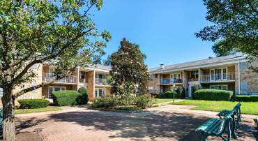 1132 S WASHINGTON ST #204, FALLS CHURCH, Virginia 22046, 1 Bedroom Bedrooms, ,1 BathroomBathrooms,Residential,For sale,1132 S WASHINGTON ST #204,VAFA2002568 MLS # VAFA2002568