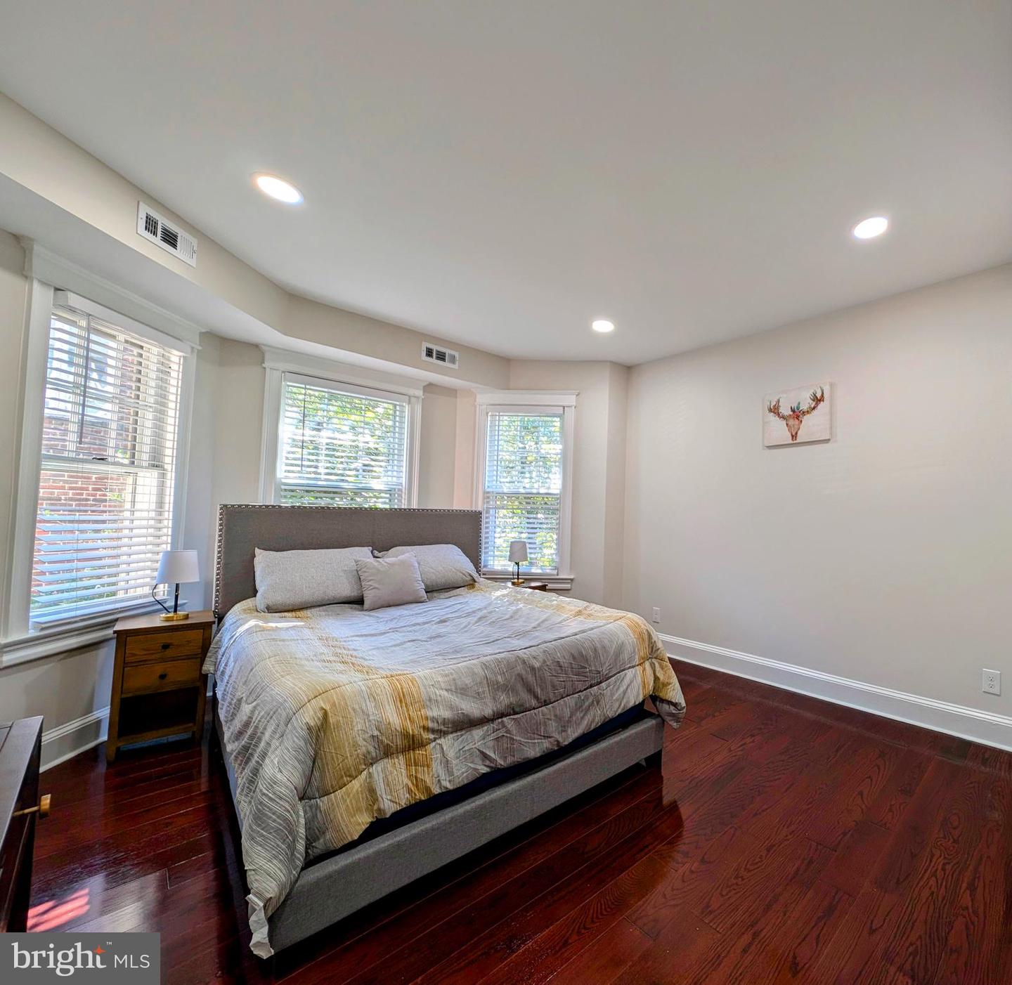 6838 6TH ST NW, WASHINGTON, District Of Columbia 20012, 5 Bedrooms Bedrooms, ,3 BathroomsBathrooms,Residential,For sale,6838 6TH ST NW,DCDC2164032 MLS # DCDC2164032