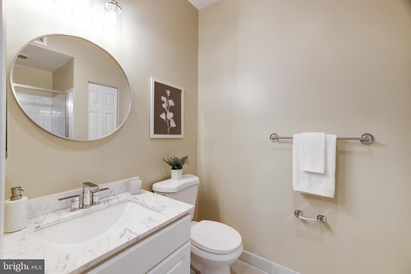 1855 STRATFORD PARK PL #207, RESTON, Virginia 20190, 2 Bedrooms Bedrooms, ,2 BathroomsBathrooms,Residential,For sale,1855 STRATFORD PARK PL #207,VAFX2206028 MLS # VAFX2206028