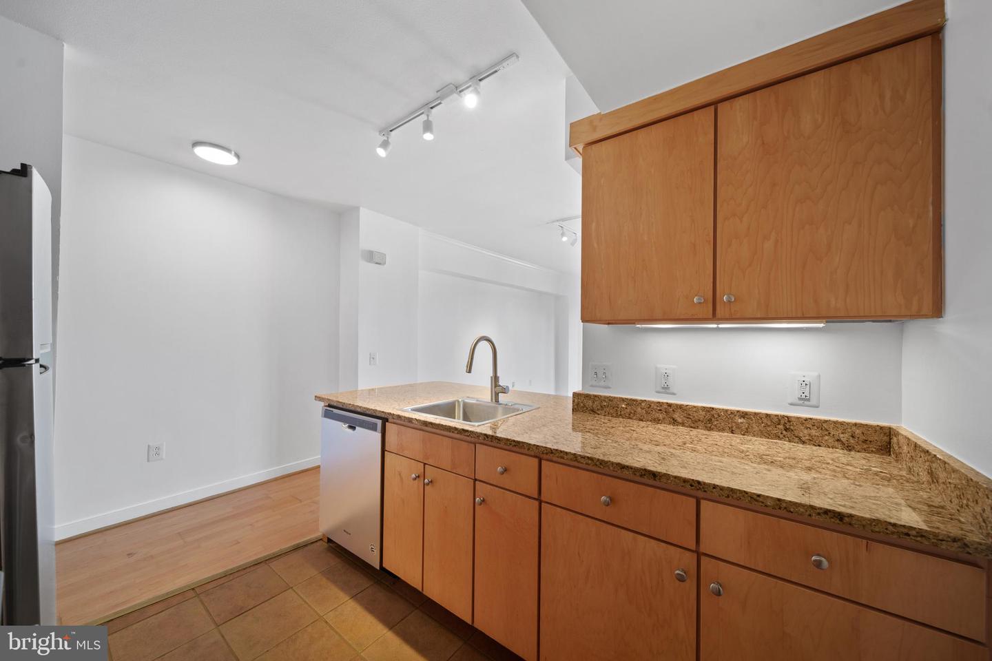 631 D ST NW #1025, WASHINGTON, District Of Columbia 20004, 2 Bedrooms Bedrooms, ,1 BathroomBathrooms,Residential,For sale,631 D ST NW #1025,DCDC2164046 MLS # DCDC2164046