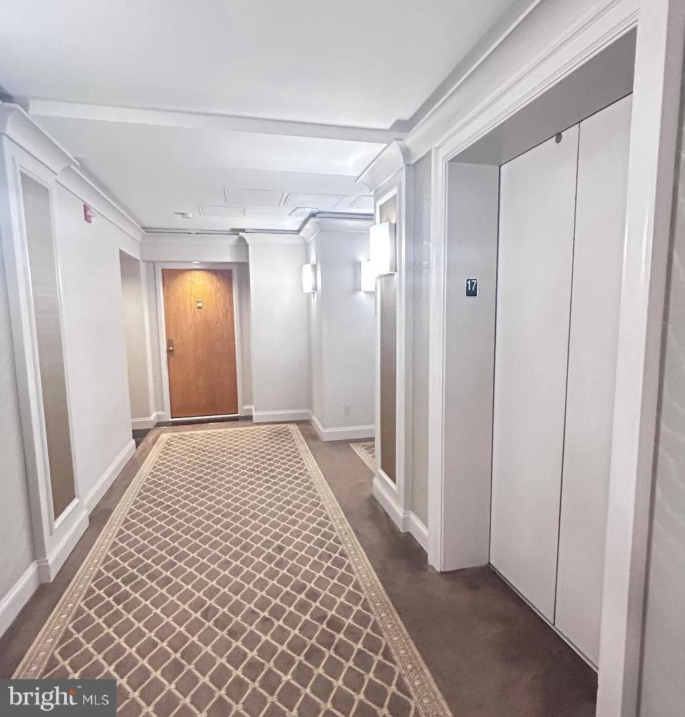 1800 OLD MEADOW RD #1715, MCLEAN, Virginia 22102, 1 Bedroom Bedrooms, ,1 BathroomBathrooms,Residential,For sale,1800 OLD MEADOW RD #1715,VAFX2194074 MLS # VAFX2194074