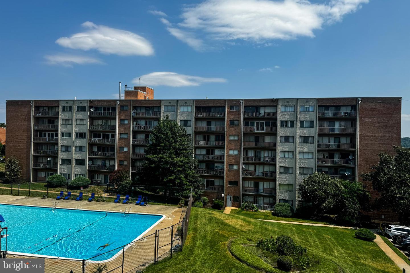 5831 QUANTRELL AVE #204, ALEXANDRIA, Virginia 22312, 2 Bedrooms Bedrooms, ,1 BathroomBathrooms,Residential,For sale,5831 QUANTRELL AVE #204,VAAX2036838 MLS # VAAX2036838