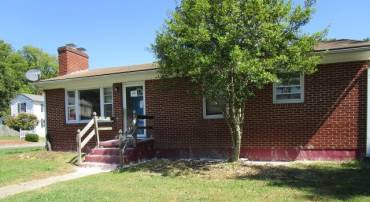 838 CAREY ST, BUENA VISTA, Virginia 24416, 2 Bedrooms Bedrooms, ,2 BathroomsBathrooms,Residential,838 CAREY ST,655003 MLS # 655003