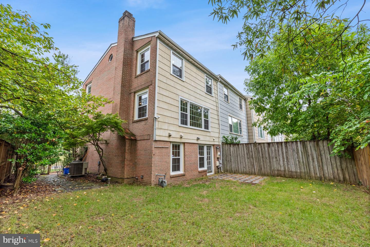 4339 GRAMERCY CIR, ALEXANDRIA, Virginia 22309, 4 Bedrooms Bedrooms, ,2 BathroomsBathrooms,Residential,For sale,4339 GRAMERCY CIR,VAFX2202074 MLS # VAFX2202074