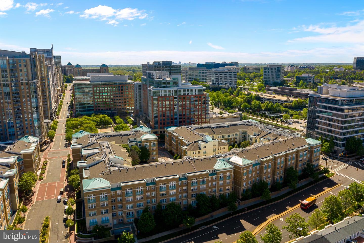 12001 MARKET ST #219, RESTON, Virginia 20190, 2 Bedrooms Bedrooms, ,2 BathroomsBathrooms,Residential,For sale,12001 MARKET ST #219,VAFX2204362 MLS # VAFX2204362