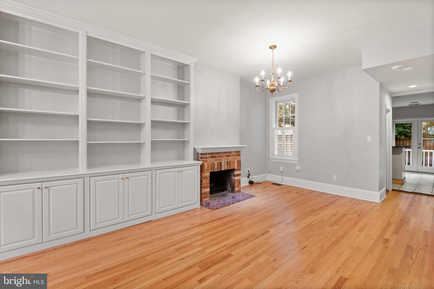 1013 NORTH CAROLINA AVE SE, WASHINGTON, District Of Columbia 20003, 3 Bedrooms Bedrooms, ,1 BathroomBathrooms,Residential,For sale,1013 NORTH CAROLINA AVE SE,DCDC2162746 MLS # DCDC2162746