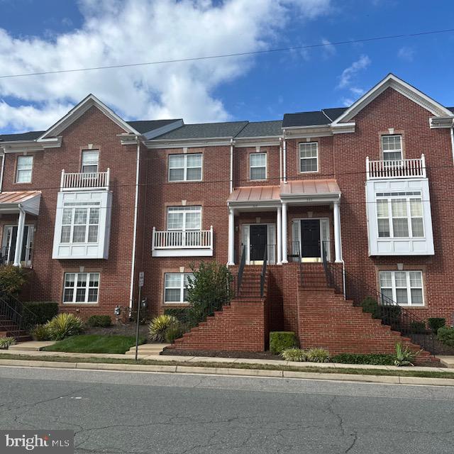 509 DUNMORE ST, FREDERICKSBURG, Virginia 22401, 4 Bedrooms Bedrooms, ,3 BathroomsBathrooms,Residential,For sale,509 DUNMORE ST,VAFB2006892 MLS # VAFB2006892