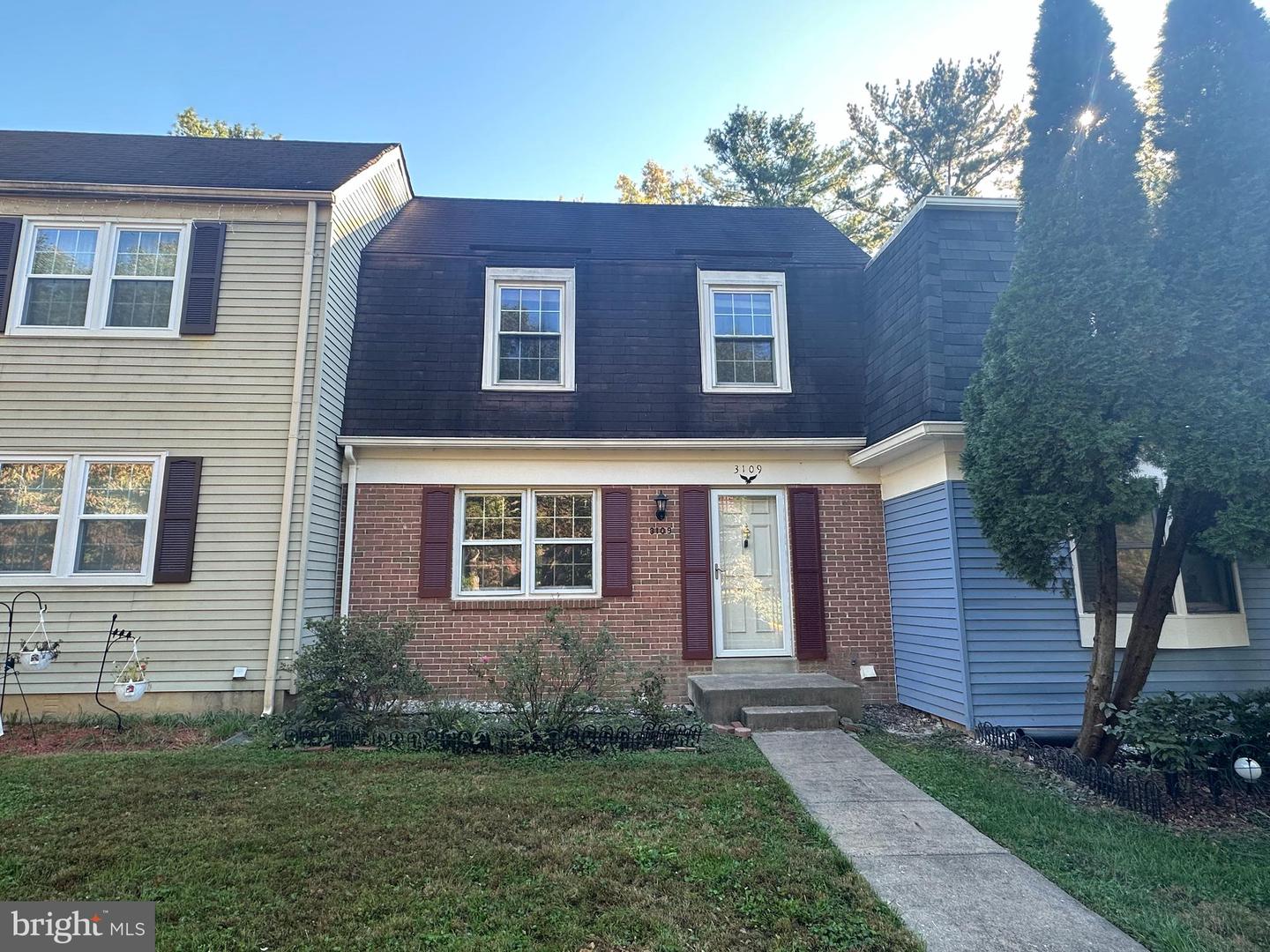 3109 PEBBLE HILL LN, FAIRFAX, Virginia 22031, 3 Bedrooms Bedrooms, ,2 BathroomsBathrooms,Residential,For sale,3109 PEBBLE HILL LN,VAFX2205704 MLS # VAFX2205704