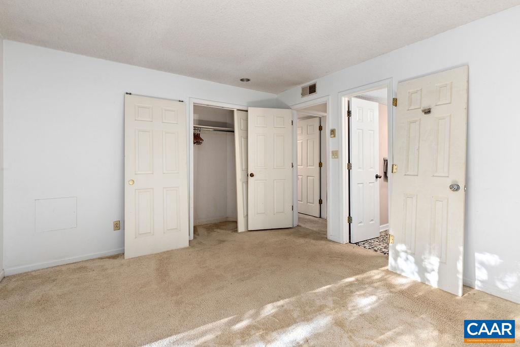 2025 STONE RIDGE CONDOS, WINTERGREEN, Virginia 22967, 3 Bedrooms Bedrooms, ,3 BathroomsBathrooms,Residential,For sale,2025 STONE RIDGE CONDOS,657791 MLS # 657791