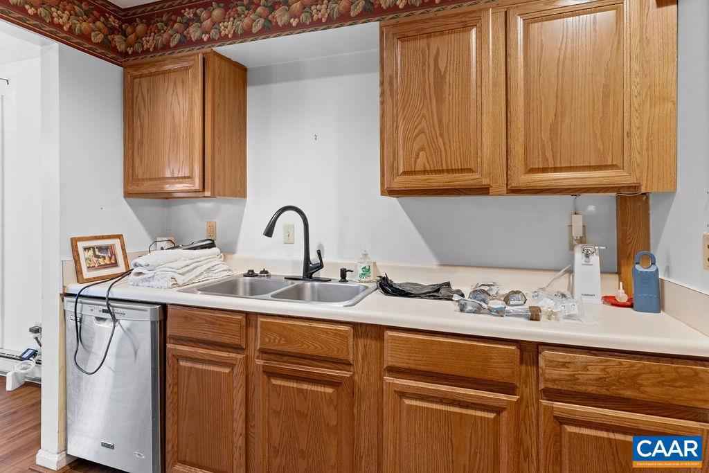 2025 STONE RIDGE CONDOS, WINTERGREEN, Virginia 22967, 3 Bedrooms Bedrooms, ,3 BathroomsBathrooms,Residential,For sale,2025 STONE RIDGE CONDOS,657791 MLS # 657791