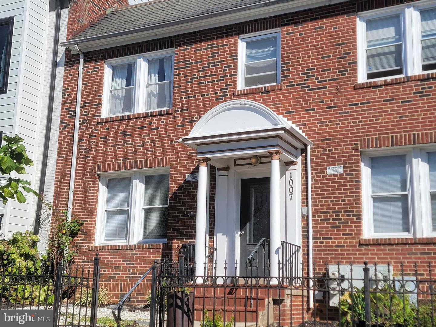 1007 18TH ST NE, WASHINGTON, District Of Columbia 20002, 2 Bedrooms Bedrooms, ,2 BathroomsBathrooms,Residential,For sale,1007 18TH ST NE,DCDC2163262 MLS # DCDC2163262