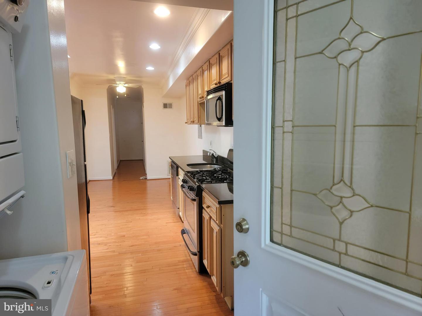 1007 18TH ST NE, WASHINGTON, District Of Columbia 20002, 2 Bedrooms Bedrooms, ,2 BathroomsBathrooms,Residential,For sale,1007 18TH ST NE,DCDC2163262 MLS # DCDC2163262