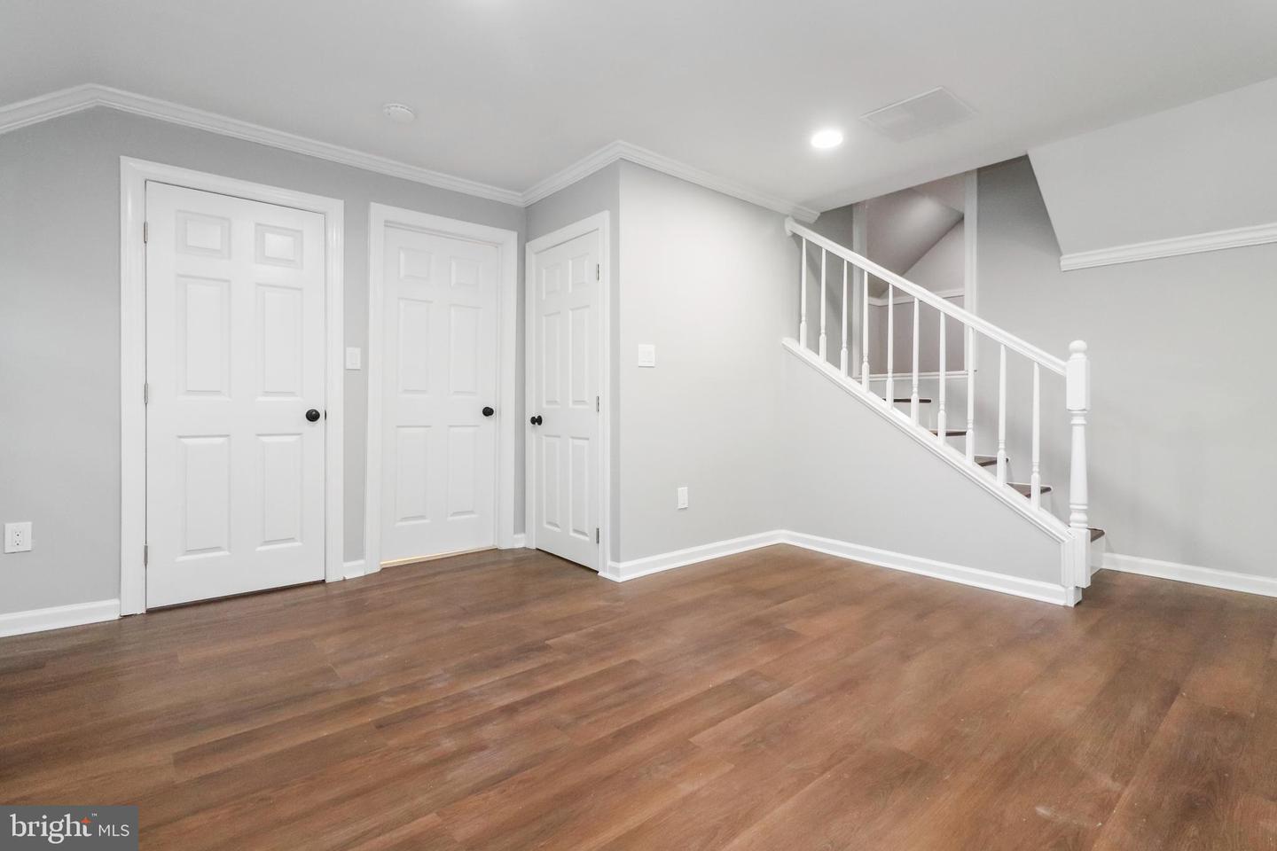 6621 HALLWOOD AVE, FALLS CHURCH, Virginia 22046, 4 Bedrooms Bedrooms, ,2 BathroomsBathrooms,Residential,For sale,6621 HALLWOOD AVE,VAFX2205292 MLS # VAFX2205292