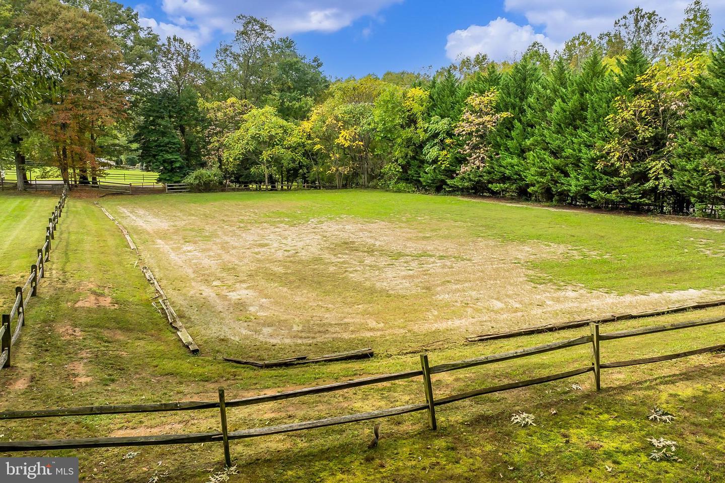 8117 RONDELAY LN, FAIRFAX STATION, Virginia 22039, 5 Bedrooms Bedrooms, ,2 BathroomsBathrooms,Residential,For sale,8117 RONDELAY LN,VAFX2205348 MLS # VAFX2205348