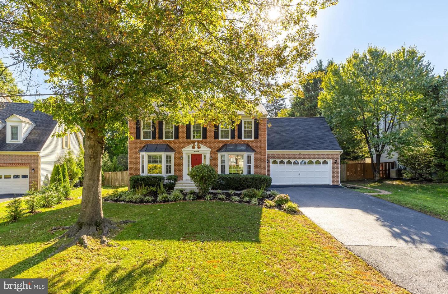 8505 CENTURY OAK CT, FAIRFAX STATION, Virginia 22039, 4 Bedrooms Bedrooms, ,3 BathroomsBathrooms,Residential,For sale,8505 CENTURY OAK CT,VAFX2205534 MLS # VAFX2205534