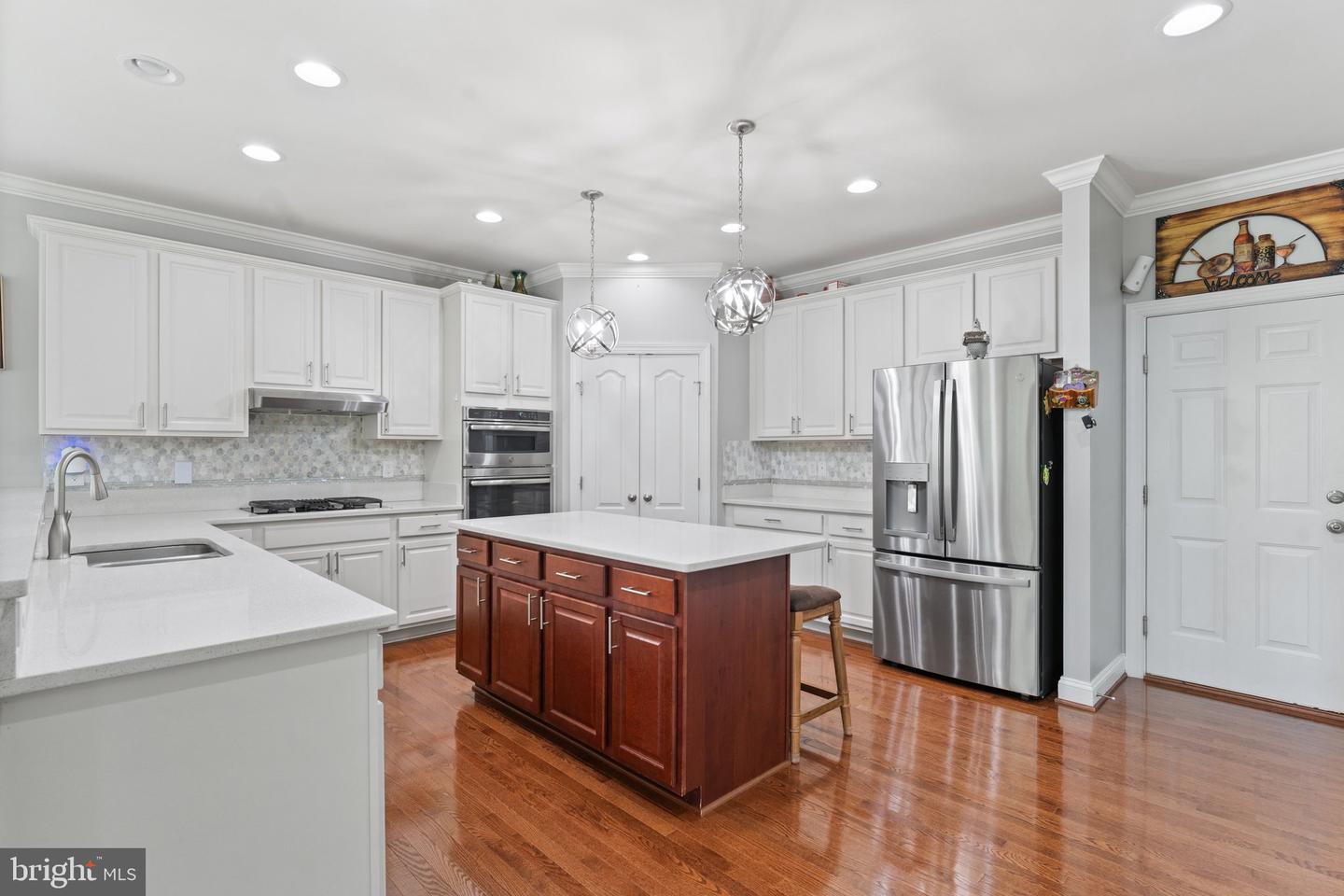 9031 STONE CREST DR, WARRENTON, Virginia 20186, 5 Bedrooms Bedrooms, ,3 BathroomsBathrooms,Residential,For sale,9031 STONE CREST DR,VAFQ2014276 MLS # VAFQ2014276