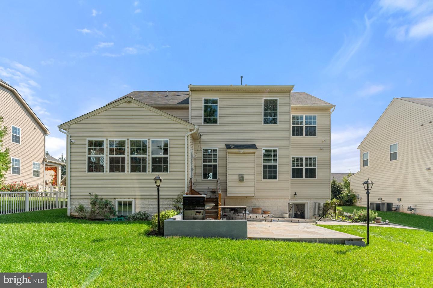 9031 STONE CREST DR, WARRENTON, Virginia 20186, 5 Bedrooms Bedrooms, ,3 BathroomsBathrooms,Residential,For sale,9031 STONE CREST DR,VAFQ2014276 MLS # VAFQ2014276