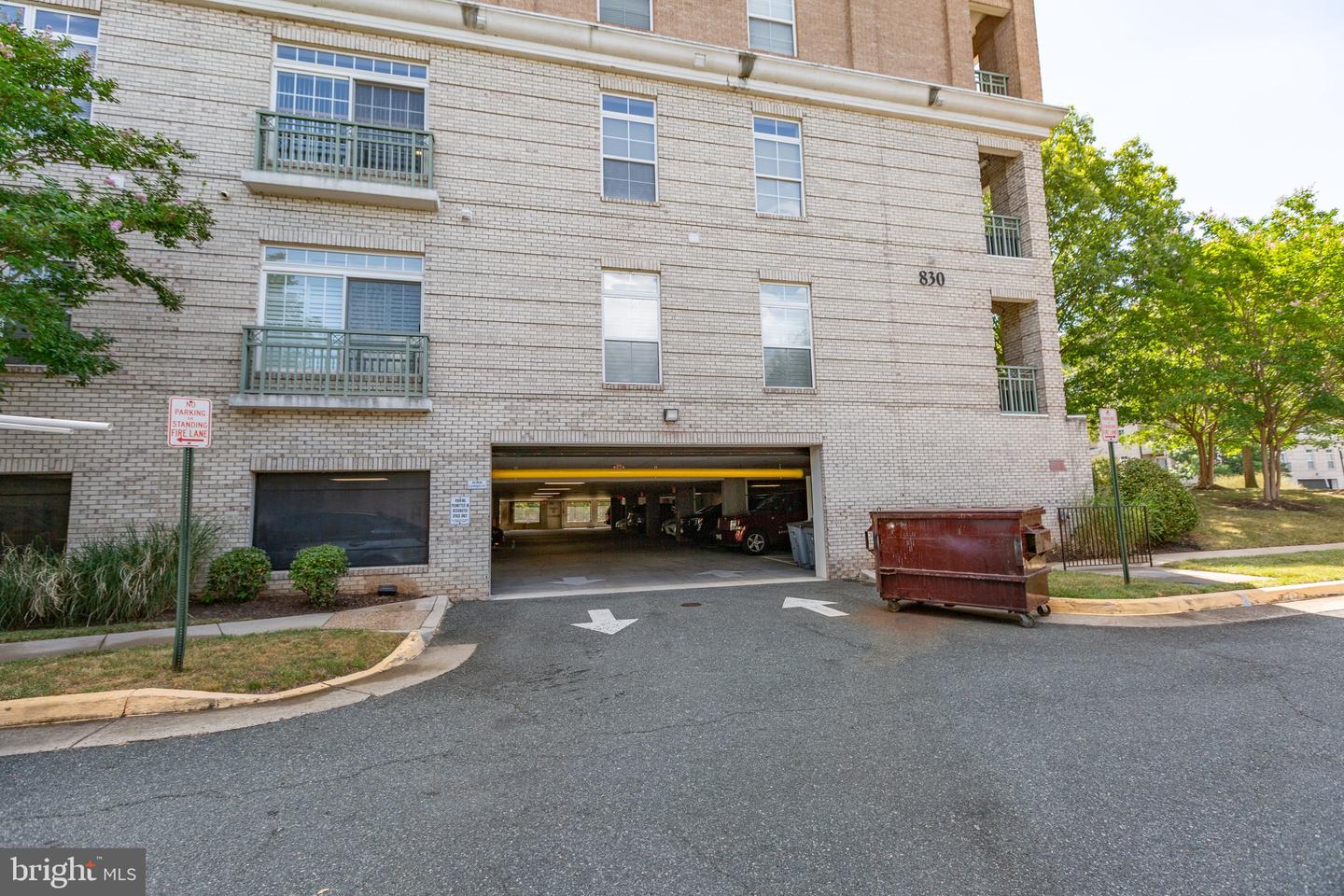 830 BELMONT BAY DR #501, WOODBRIDGE, Virginia 22191, 2 Bedrooms Bedrooms, ,2 BathroomsBathrooms,Residential,For sale,830 BELMONT BAY DR #501,VAPW2081372 MLS # VAPW2081372